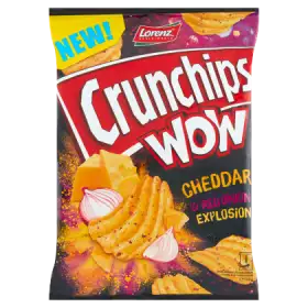 Crunchips Wow Grubo krojone chipsy ziemniaczane o smaku sera cheddar i cebuli 110 g